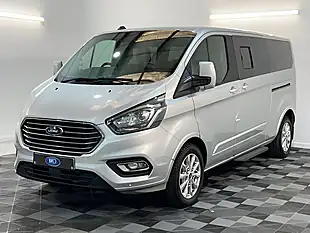 Used 2022 Ford Tourneo Custom Titanium Moondust Silver - Interior and Exterior details 8