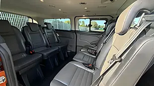Used 2022 Ford Tourneo Custom Titanium Orange - Interior and Exterior details 14