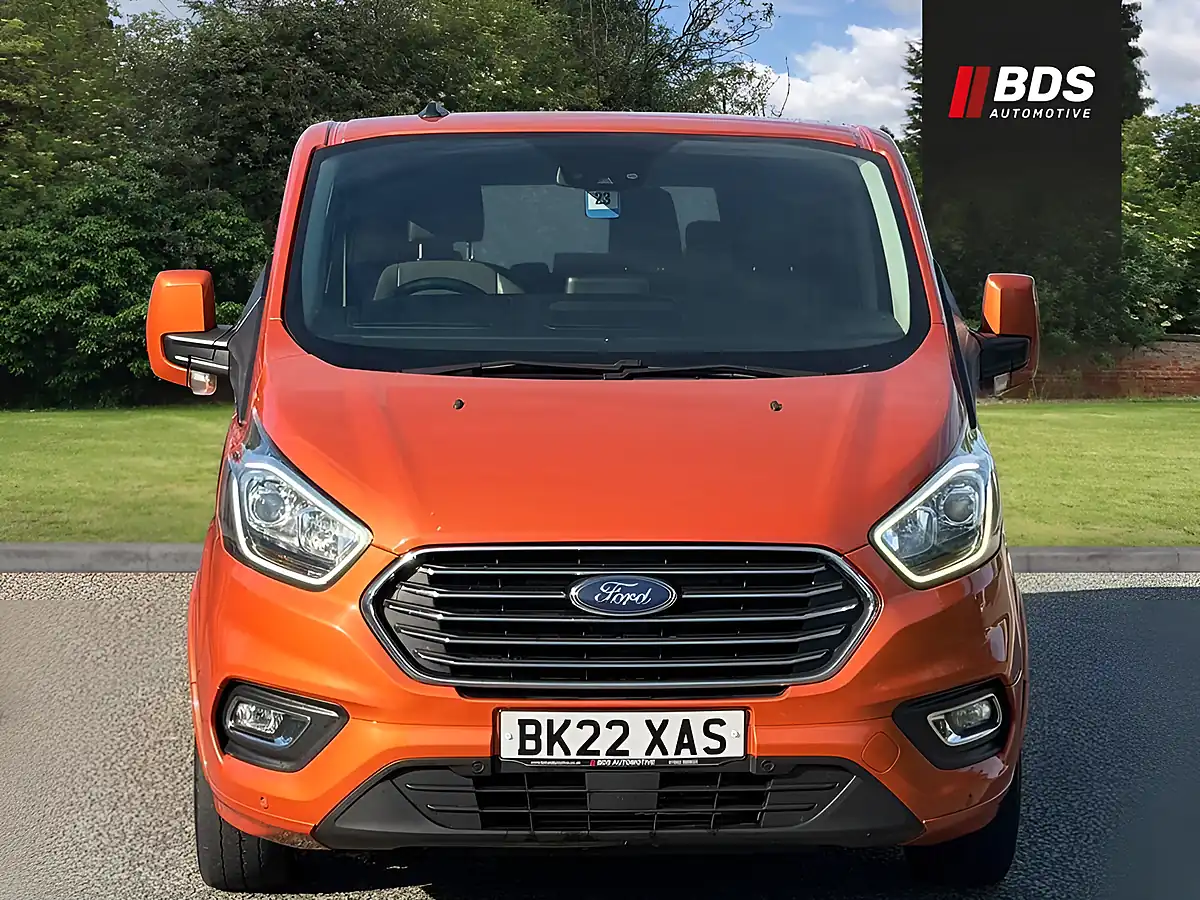 Used 2022 Ford Tourneo Custom Titanium Orange - Interior and Exterior details 2