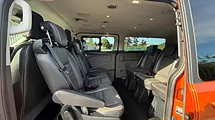 Used 2022 Ford Tourneo Custom Titanium Orange - Interior and Exterior details 6