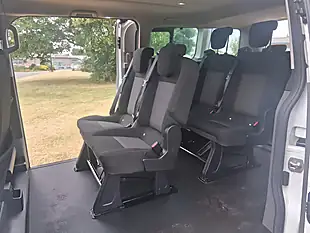 Used 2022 Ford Tourneo Custom White - Interior and Exterior details 11