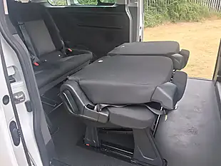 Used 2022 Ford Tourneo Custom White - Interior and Exterior details 12
