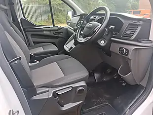 Used 2022 Ford Tourneo Custom White - Interior and Exterior details 16