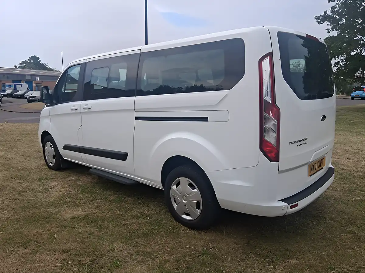 Used 2022 Ford Tourneo Custom White - Interior and Exterior details 3
