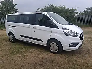 Used 2022 Ford Tourneo Custom White - Interior and Exterior details 7
