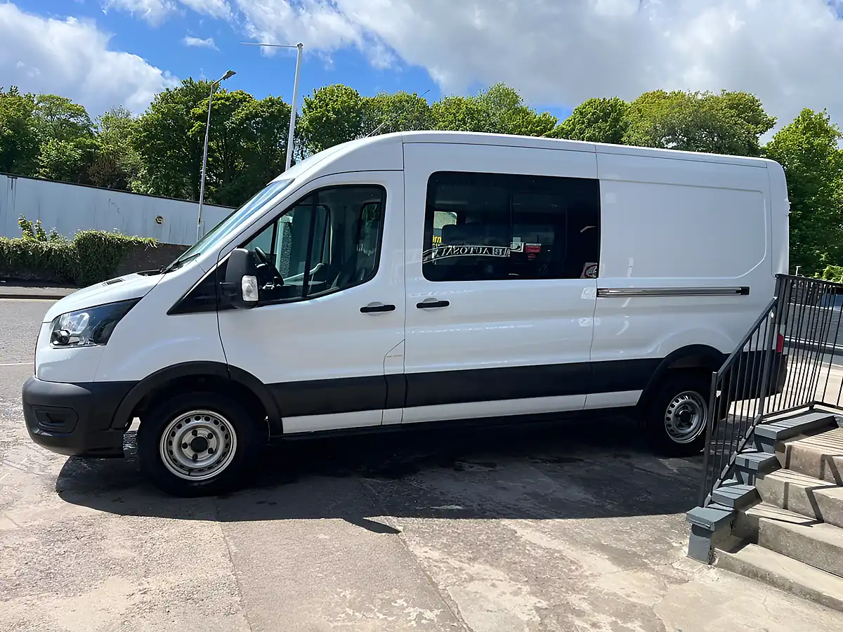 Used 2022 Ford Transit 350 Leader Crew White - Interior and Exterior details 6