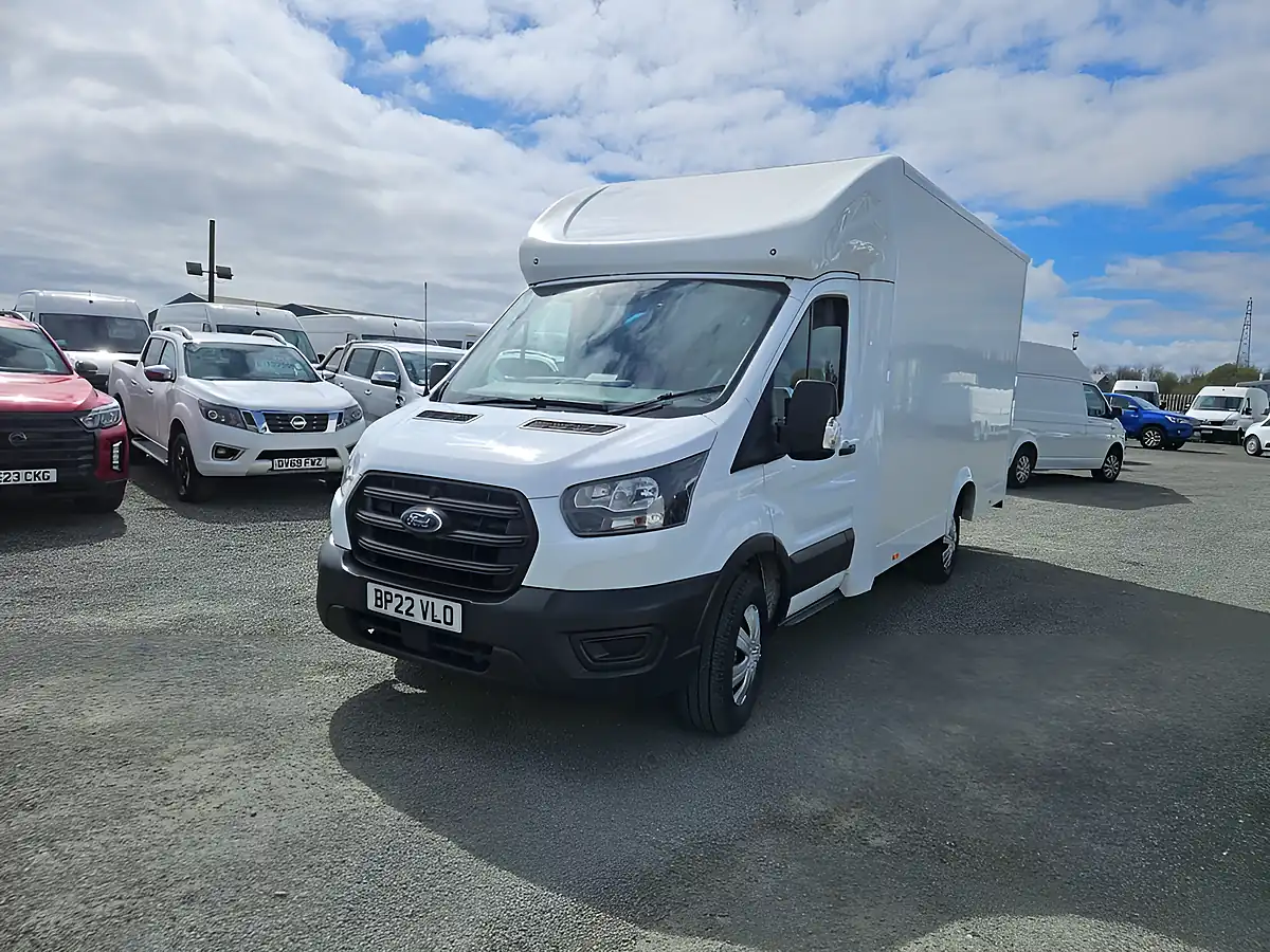 Used 2022 Ford Transit 350 Leader Luton White - Interior and Exterior details 4