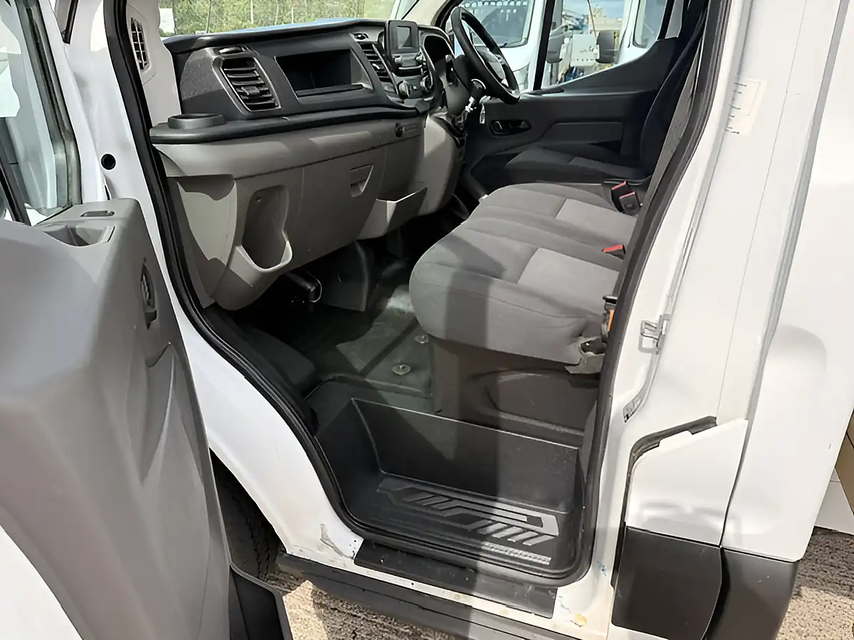Used 2022 Ford Transit 350 Leader Lwb White - Interior and Exterior details 10