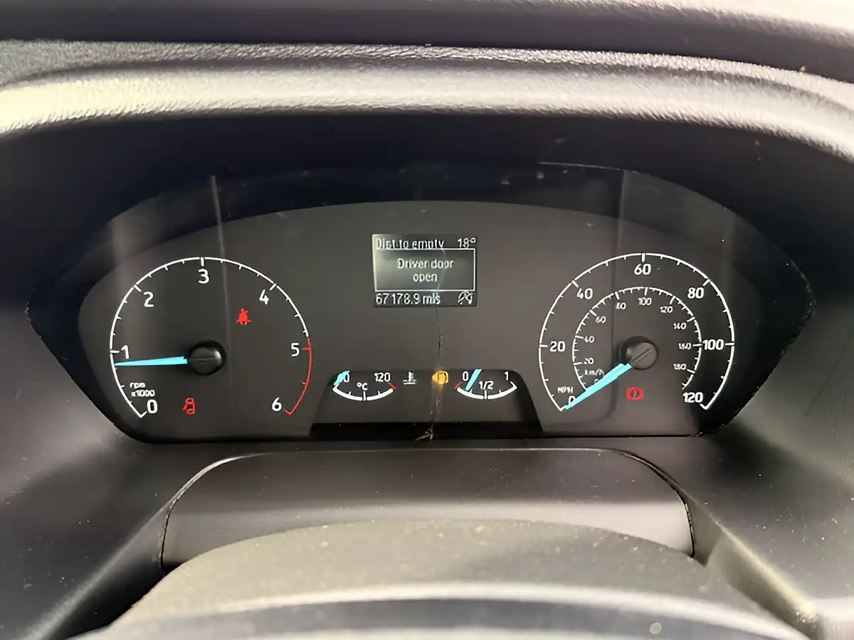 Used 2022 Ford Transit 350 Leader Lwb White - Interior and Exterior details 20