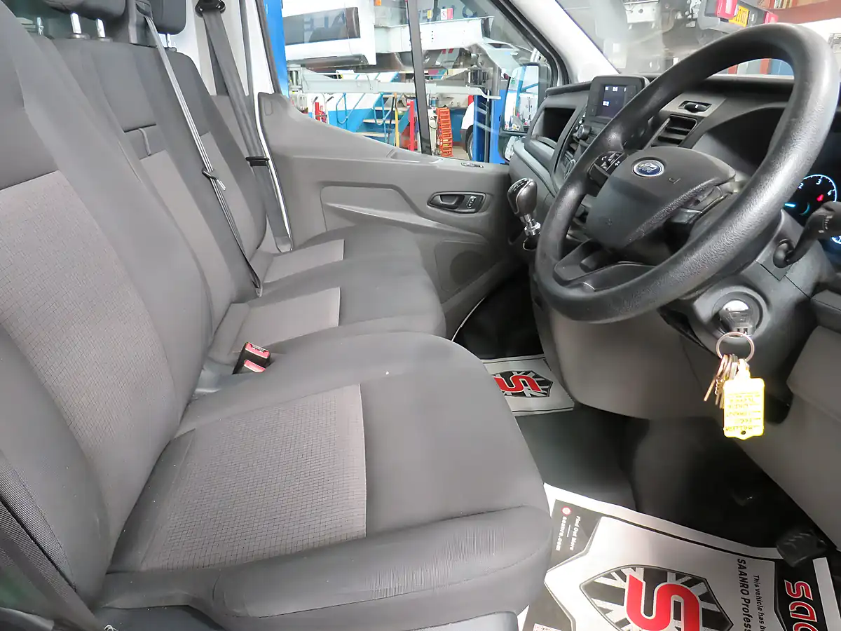 Used 2022 Ford Transit 350 Leader Single Cab Tipper White - Interior and Exterior details 9