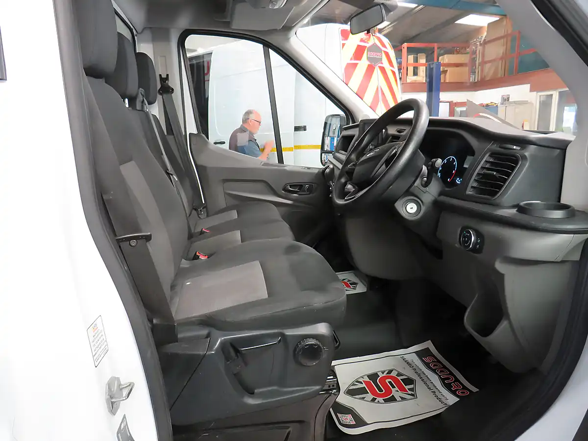 Used 2022 Ford Transit 350 Leader Single Cab Tipper White - Interior and Exterior details 7