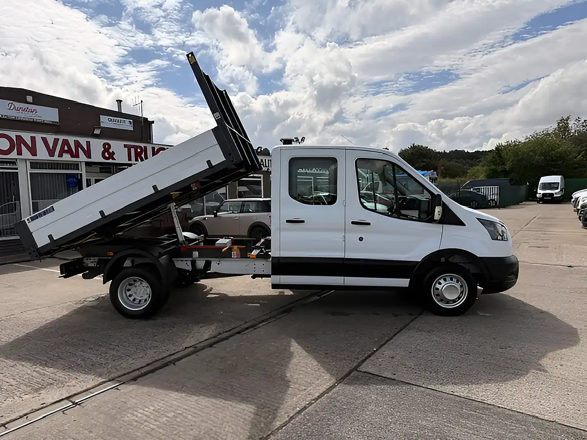 Used 2022 Ford Transit 350 Leader Tipper Double Cab L3 White - Interior and Exterior details 10
