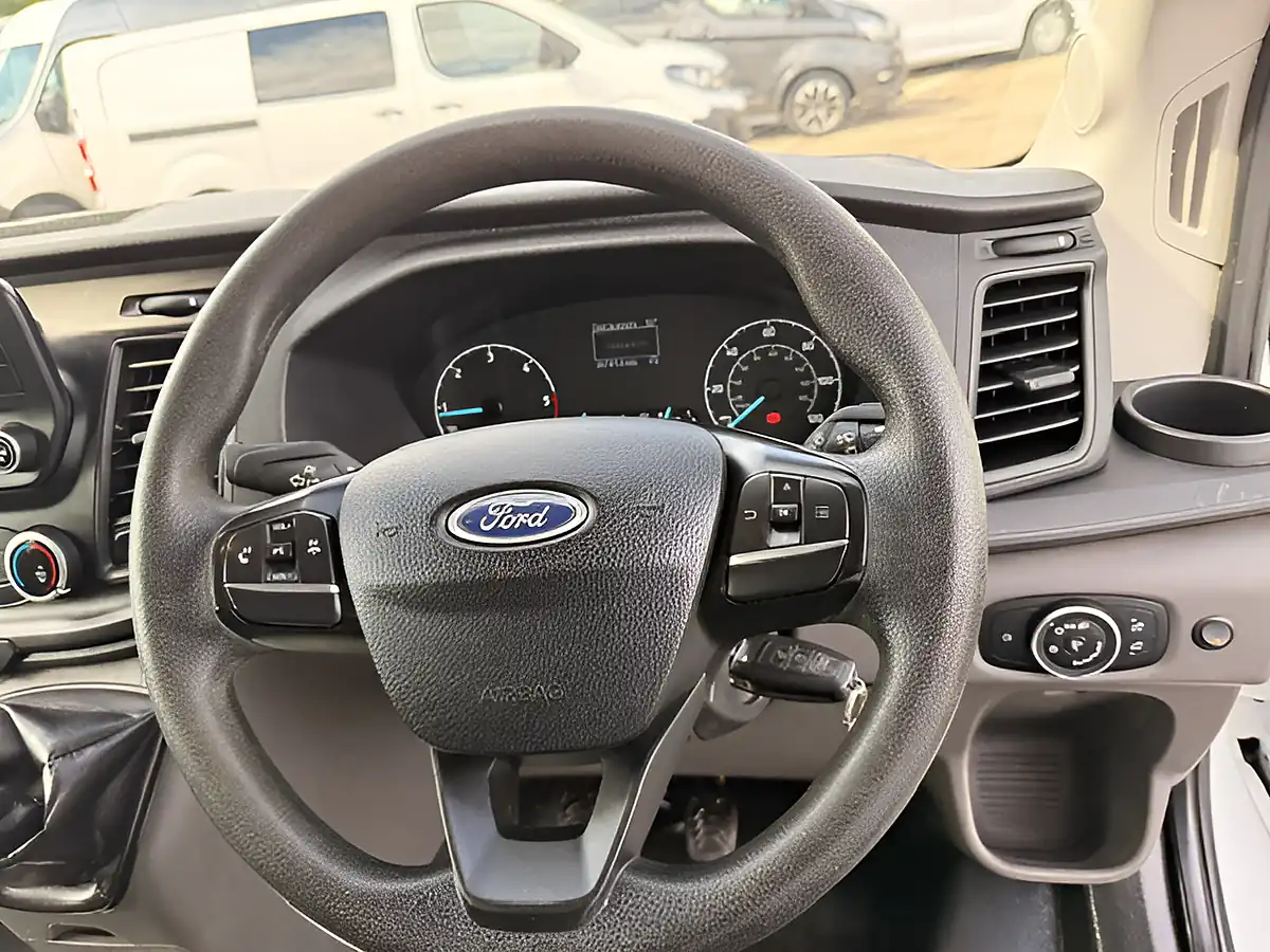 Used 2022 Ford Transit 350 Leader Tipper Double Cab L3 White - Interior and Exterior details 19