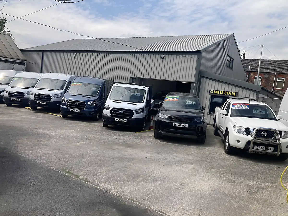 Used 2022 Ford Transit 350 Trend, Extra Long Wheelbase High Roof White - Interior and Exterior details 12