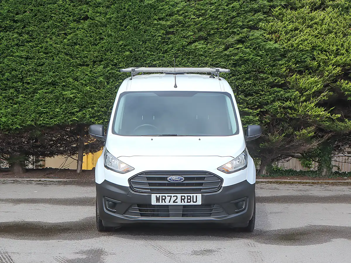 Used 2022 Ford Transit Connect 230 Ecoblue Leader Frozen White - Interior and Exterior details 3