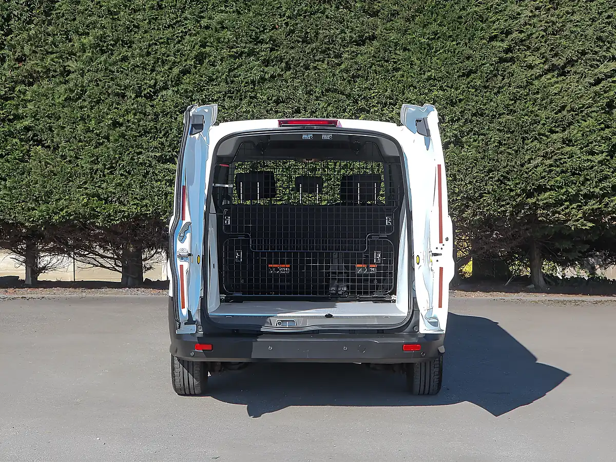 Used 2022 Ford Transit Connect 240 Eb Leader Frozen White - Interior and Exterior details 10