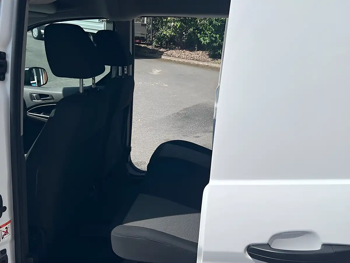 Used 2022 Ford Transit Connect Leader White - Interior and Exterior details 17