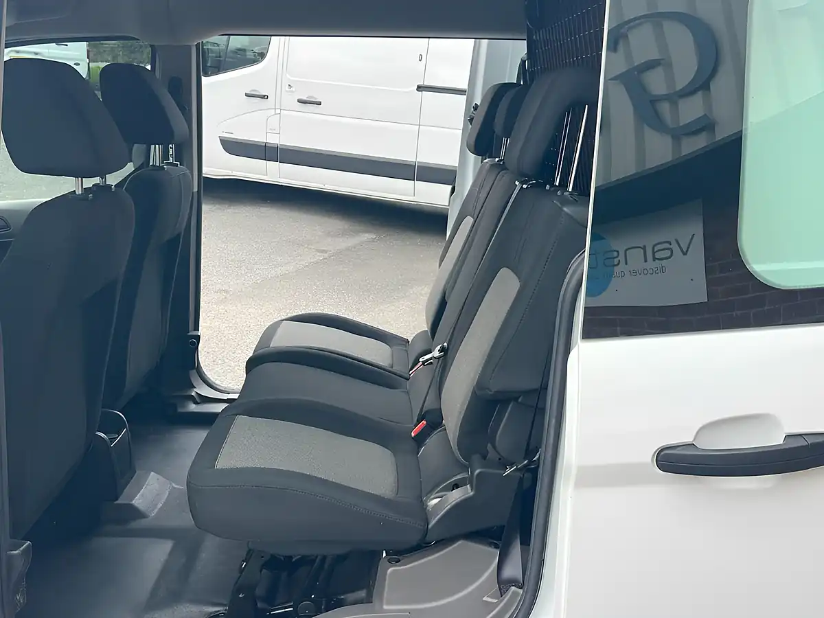Used 2022 Ford Transit Connect Leader White - Interior and Exterior details 17