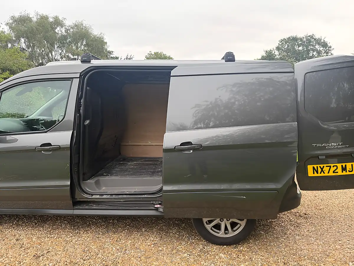 Used 2022 Ford Transit Connect Limited Grey - Interior and Exterior details 18