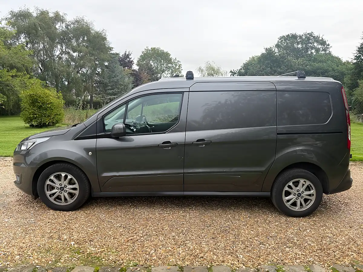 Used 2022 Ford Transit Connect Limited Grey - Interior and Exterior details 2