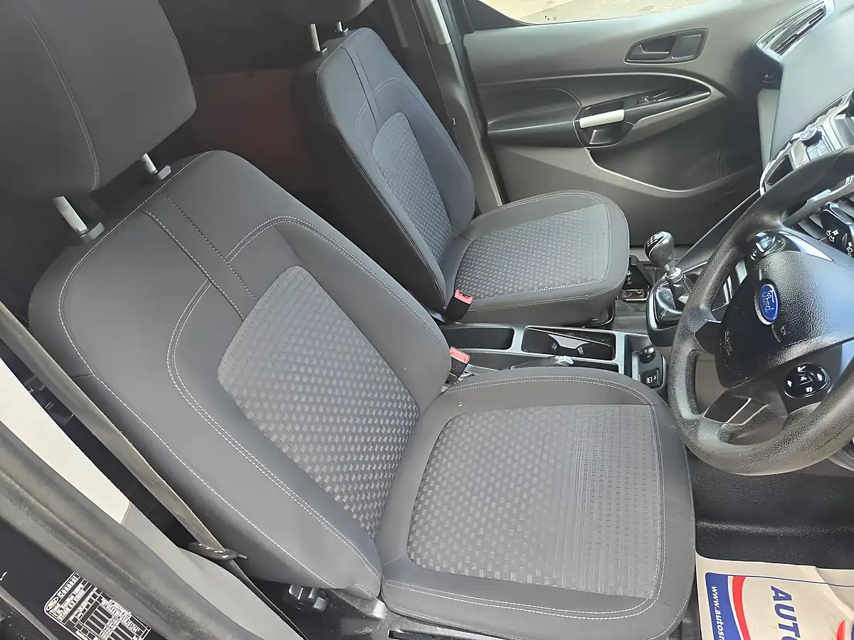 Used 2022 Ford Transit Connect Trend D/Cab Van Black - Interior and Exterior details 15