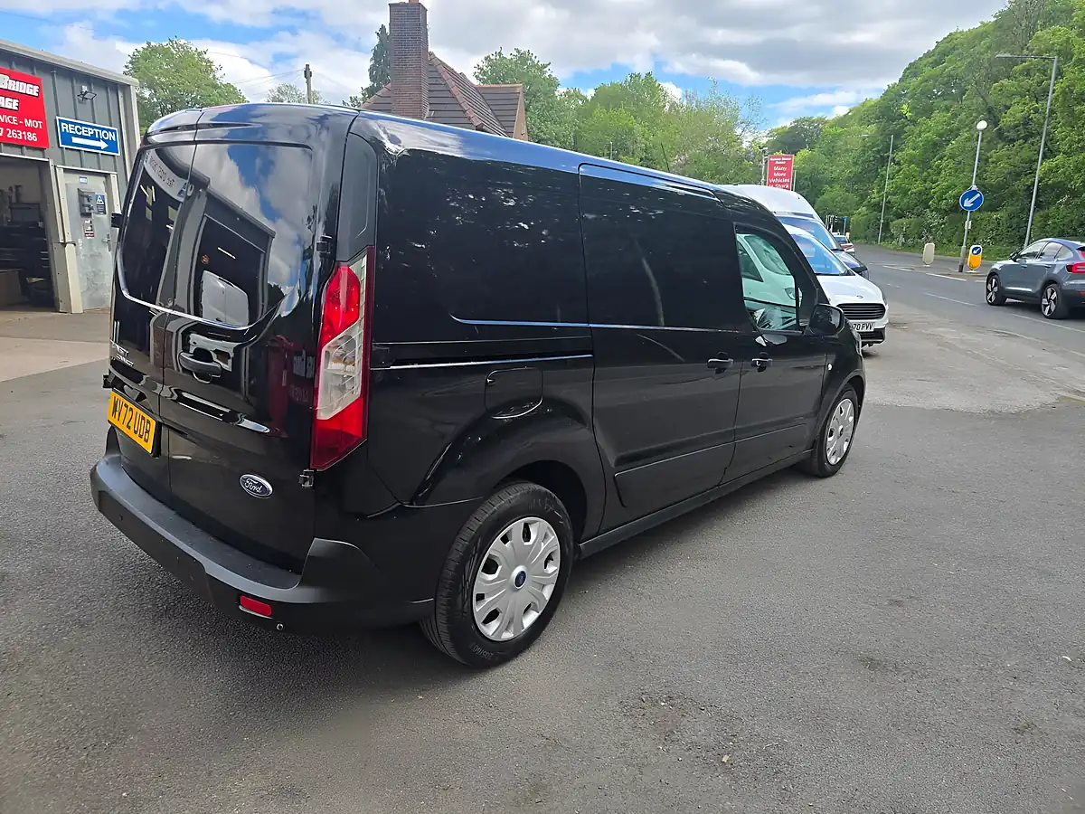 Used 2022 Ford Transit Connect Trend D/Cab Van Black - Interior and Exterior details 8