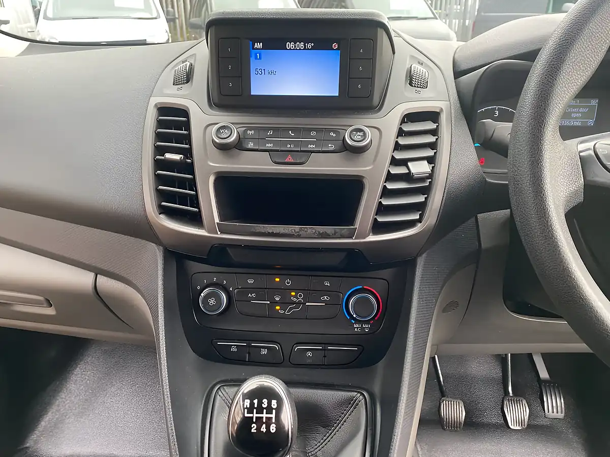 Used 2022 Ford Transit Connect Trend Grey - Interior and Exterior details 17