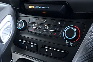 Used 2022 Ford Transit Connect Trend White - Interior and Exterior details 18