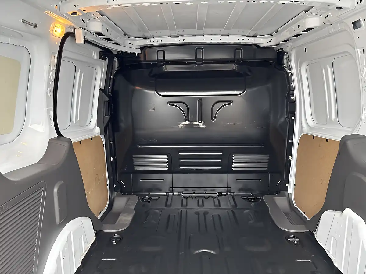 Used 2022 Ford Transit Connect Trend White - Interior and Exterior details 16