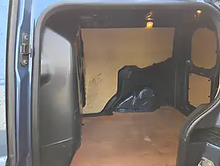 Used 2022 Ford Transit Courier Leader L1 Blue - Interior and Exterior details 10