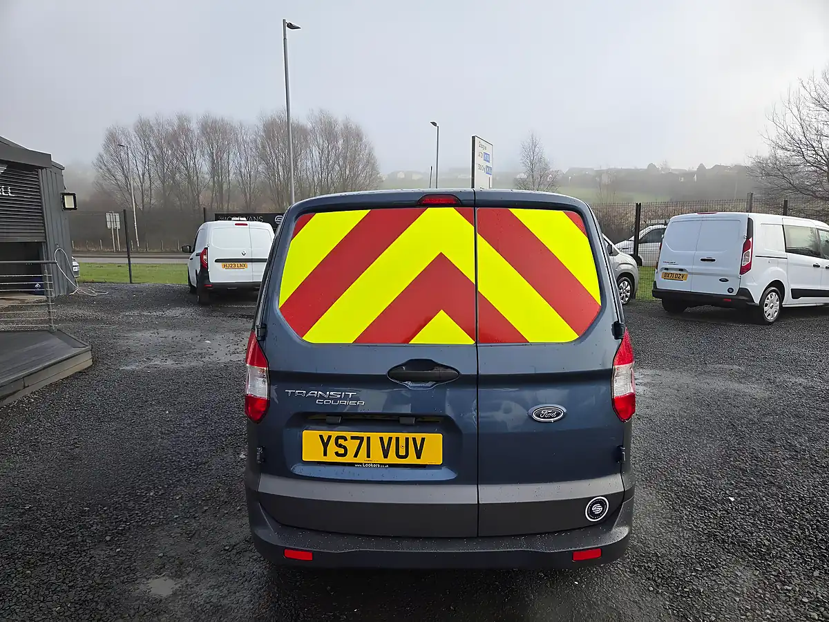 Used 2022 Ford Transit Courier Leader L1 Blue - Interior and Exterior details 15