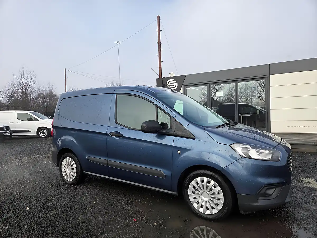 Used 2022 Ford Transit Courier Leader L1 Blue - Interior and Exterior details 2