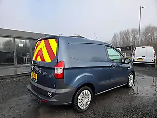 Used 2022 Ford Transit Courier Leader L1 Blue - Interior and Exterior details 5