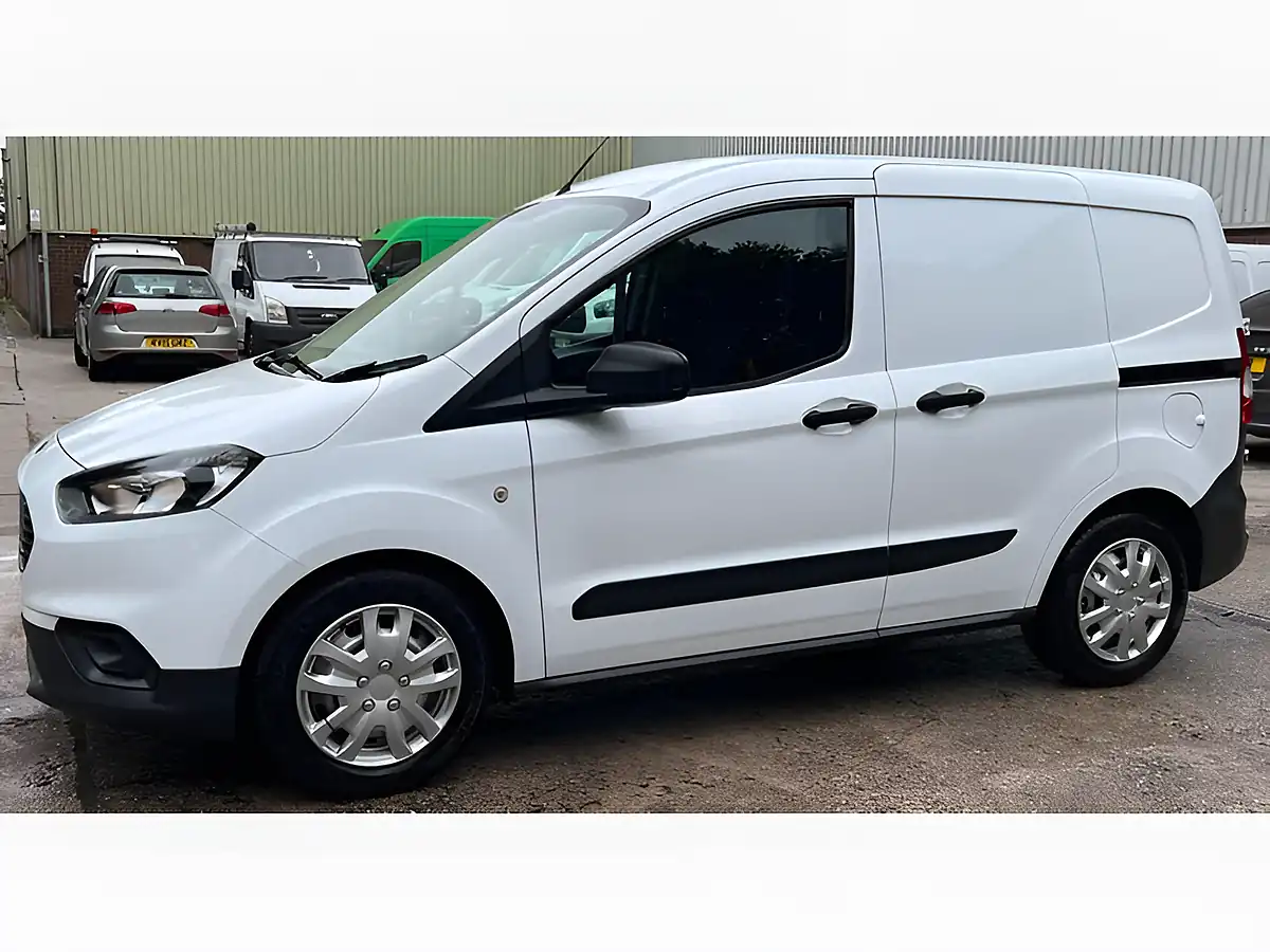 Used 2022 Ford Transit Courier Leader White - Interior and Exterior details 14