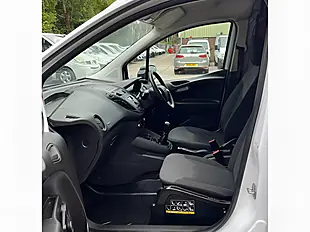 Used 2022 Ford Transit Courier Leader White - Interior and Exterior details 19