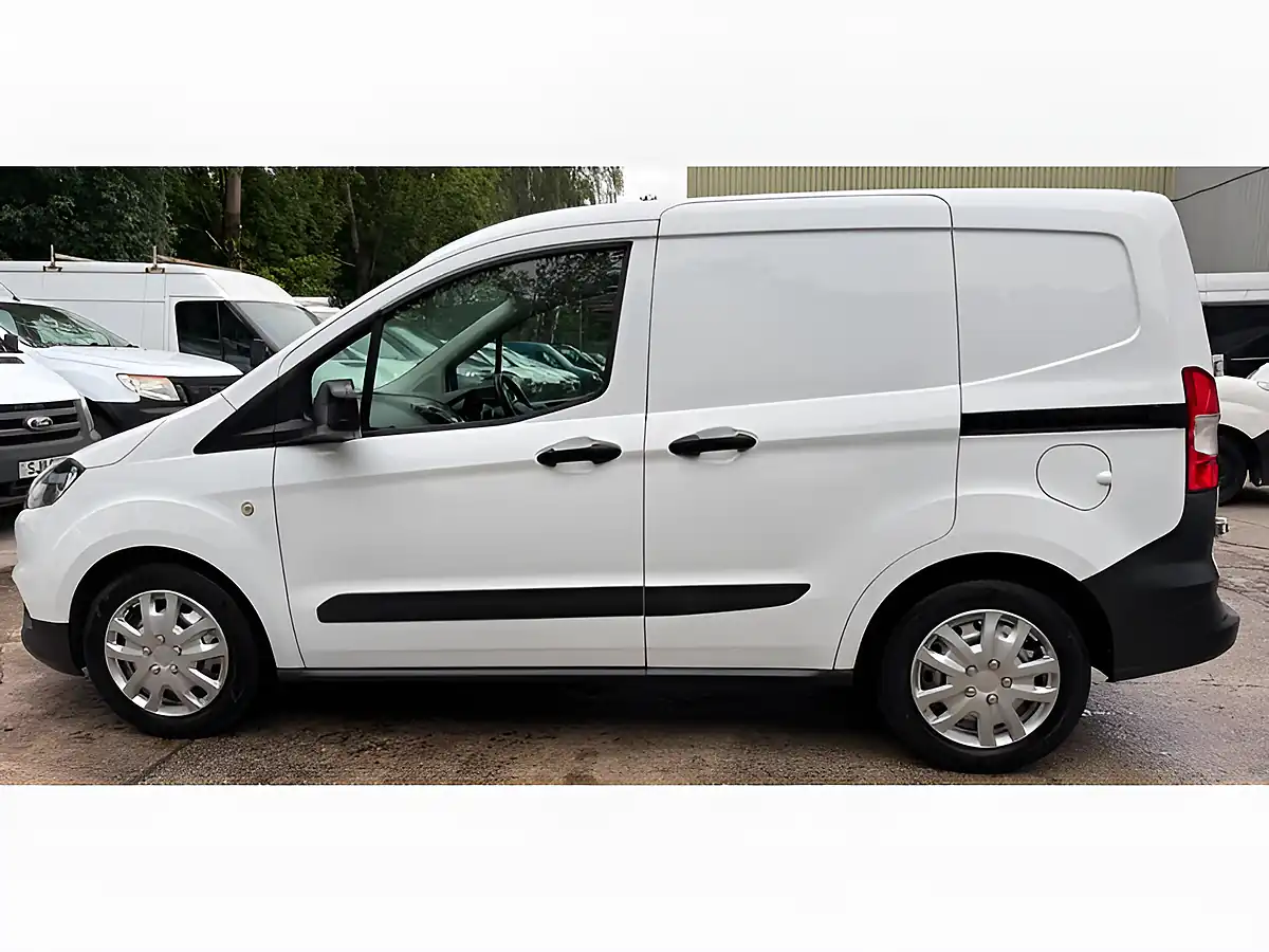 Used 2022 Ford Transit Courier Leader White - Interior and Exterior details 11