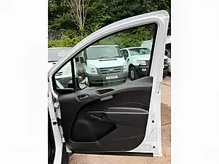 Used 2022 Ford Transit Courier Leader White - Interior and Exterior details 14
