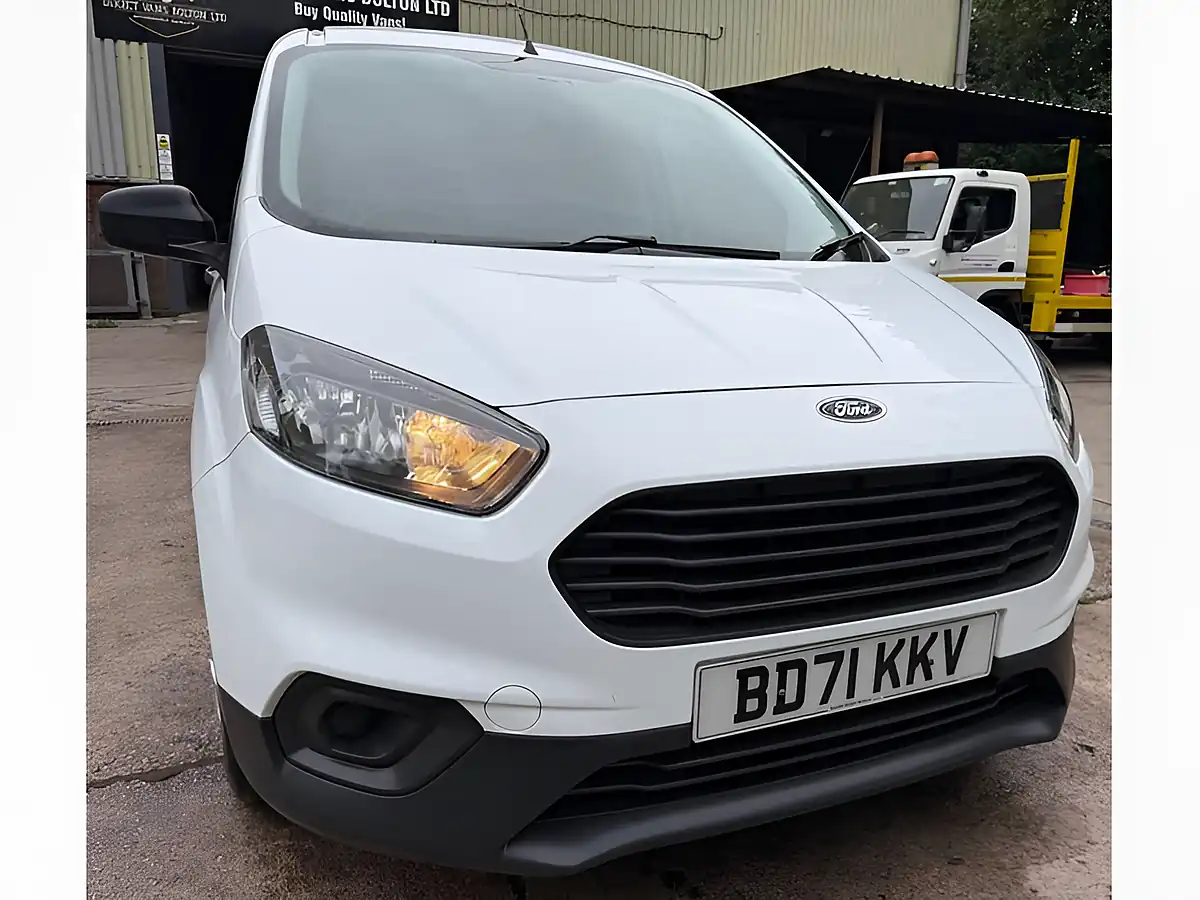 Used 2022 Ford Transit Courier Leader White - Interior and Exterior details 2