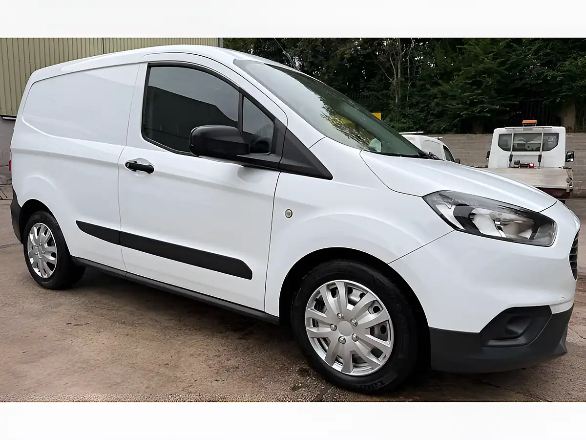 Used 2022 Ford Transit Courier Leader White - Interior and Exterior details 4
