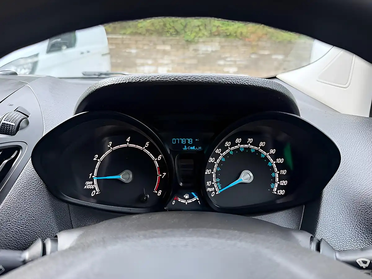 Used 2022 Ford Transit Courier Leader White - Interior and Exterior details 15