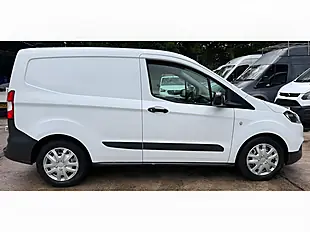 Used 2022 Ford Transit Courier Leader White - Interior and Exterior details 7