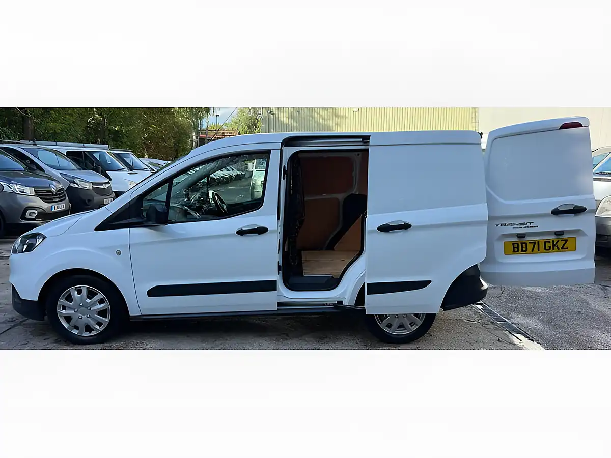 Used 2022 Ford Transit Courier Leader White - Interior and Exterior details 13