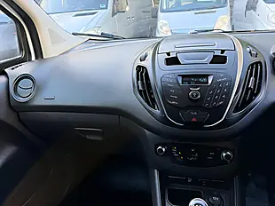Used 2022 Ford Transit Courier Leader White - Interior and Exterior details 15