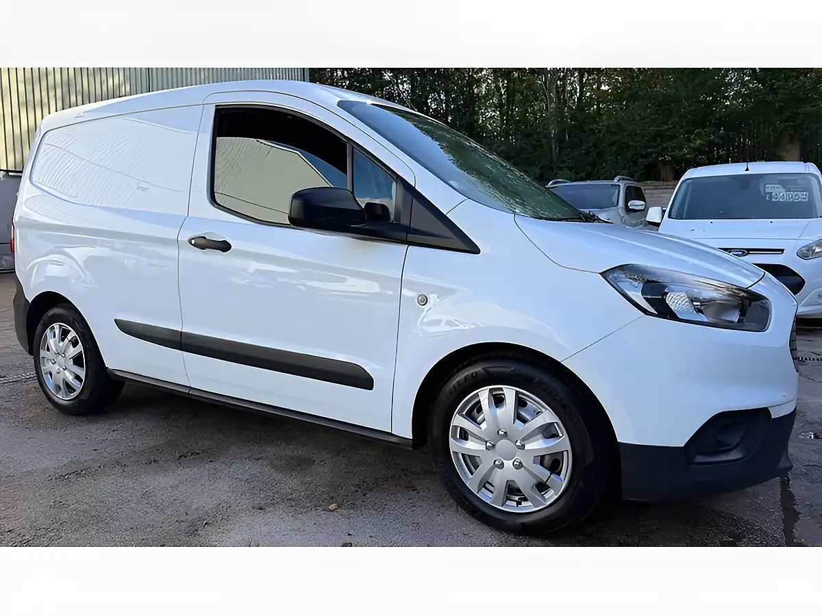 Used 2022 Ford Transit Courier Leader White - Interior and Exterior details 2