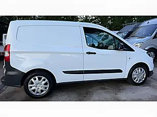Used 2022 Ford Transit Courier Leader White - Interior and Exterior details 4
