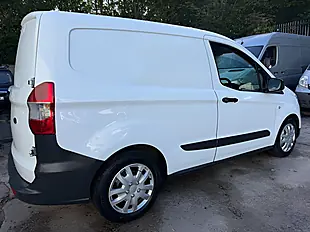 Used 2022 Ford Transit Courier Leader White - Interior and Exterior details 7