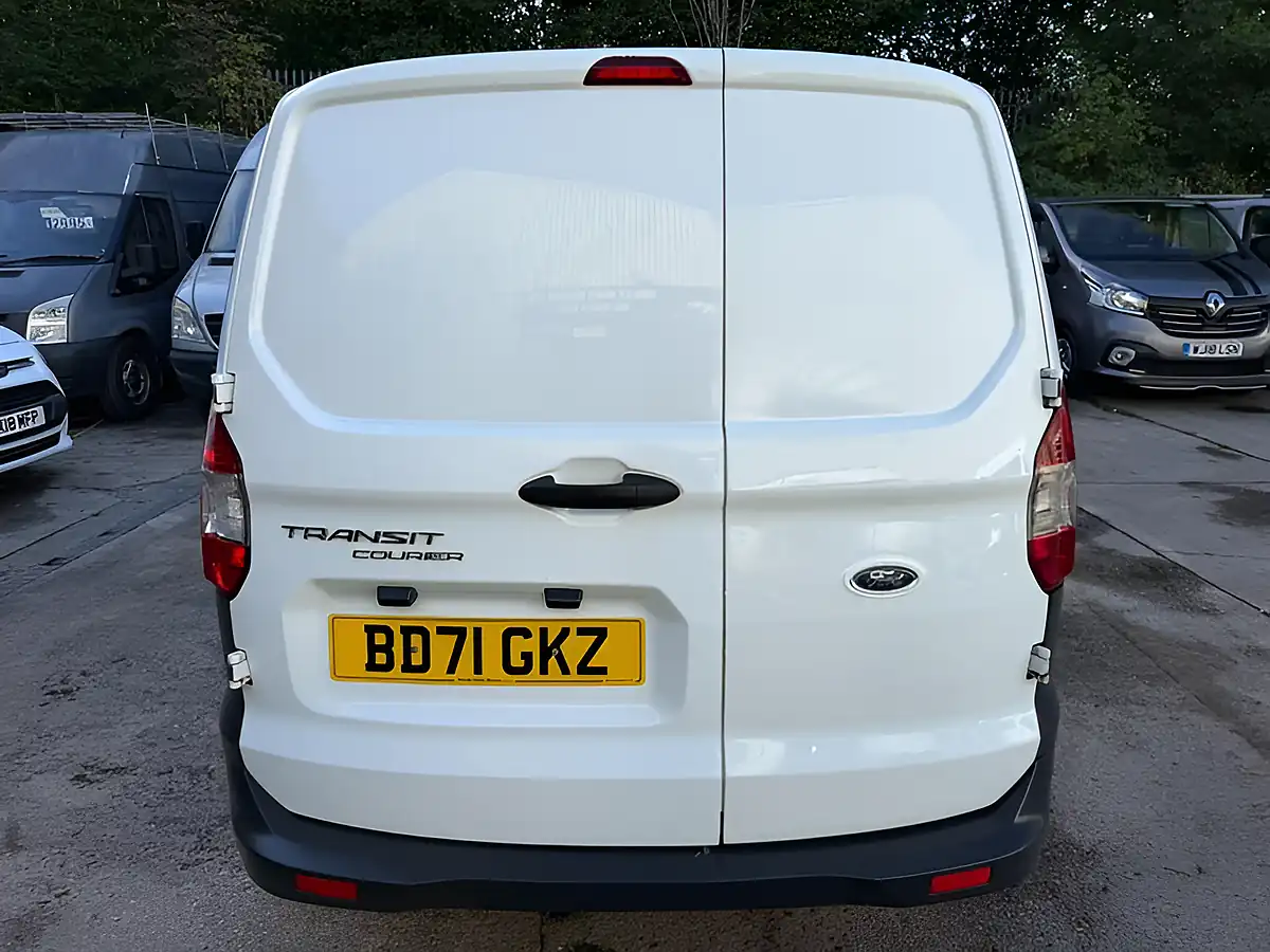 Used 2022 Ford Transit Courier Leader White - Interior and Exterior details 9
