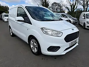 Used 2022 Ford Transit Courier Limited White - Interior and Exterior details 12