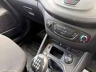 Used 2022 Ford Transit Courier Limited White - Interior and Exterior details 19