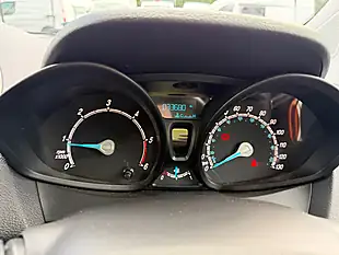 Used 2022 Ford Transit Courier Limited White - Interior and Exterior details 5